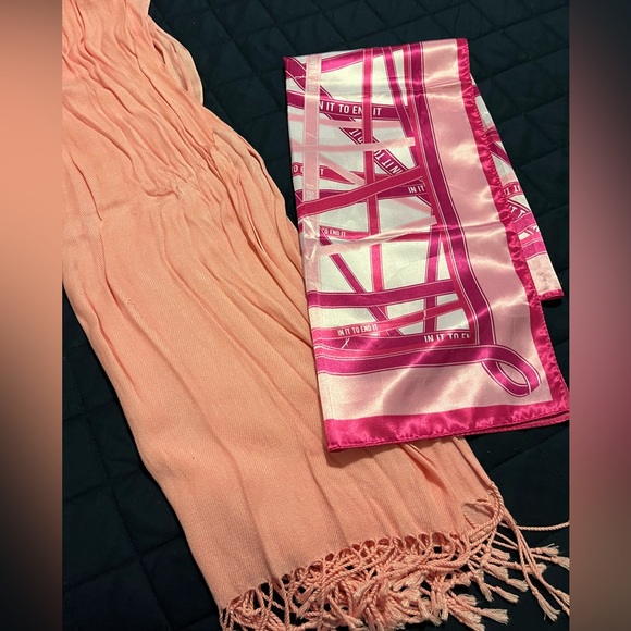 Mypink quilted, breast, cancer vest - Picture 6 of 7